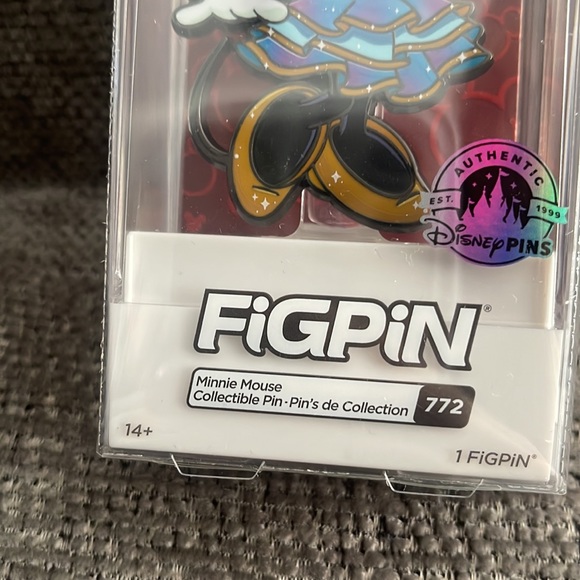 Figpin Minnie Mouse WDW 50th pin - Picture 3 of 3